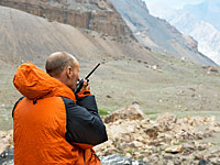 Израильские туристы, которых застала метель в горах на юге Сибири, эвакуированы