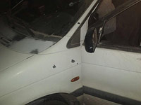 Автомобиль семьи Хенкин после теракта   