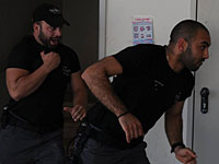 В кондитерской в Ришон ле-Ционе ножом ранены двое мужчин