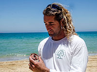 Спасатель на пляже около Ашкелона нашел светильник XII века. ФОТО