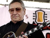 Умер музыкант Скотти Мур - гитарист Элвиса Пресли