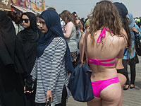 ОАЭ призвали граждан  одеваться по-европейски за границей 