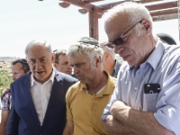 Нетаниягу и Либерман объявили тендер на строительство 42-х единиц жилья в Кирьят-Арбе