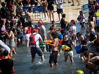 Water Fight 2016 в Тель-Авиве: баталия горячих и влажных. Фоторепортаж