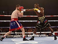 Бокс: Гильермо Ригондо сломал челюсть Джеймсу Диккенсу