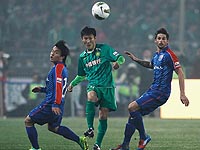 Дерби Шанхая: перелом ноги бывшего форварда