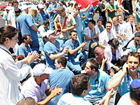 Ординаторы разбили палатку протеста на площади Рабина в Тель-Авиве