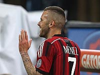 В первом матче за 