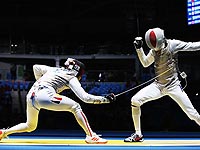 Курьез на фехтовальной дорожке: во время поединка из кармана француза выпал телефон