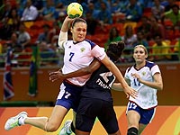 Россиянки обыграли сборную Франции: результаты гандбольных матчей