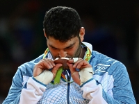 Нетаниягу и Ривлин поздравили Сасона с бронзовой медалью