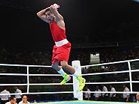 Бокс: узбекский боксер вышел в финал, марокканский – стал бронзовым призером