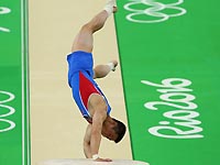 Опорный прыжок. Победил гимнаст из КНДР. Денис Аблязин завоевал вторую медаль за вечер