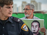 Возле больницы