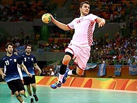 Французы расправились с