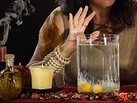 В Волгограде бывший врач в течение 4 месяцев пыталась оживить мертвого мужа 