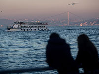 После столкновения судов приостановлено движение по Босфорскому проливу