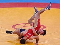 Вольная борьба: в финале грузин победил японца