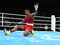 Бокс: бурная радость британца после победы над Иваном Дичко