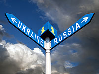 Известный российский писатель попросил политическое убежище на Украине 
