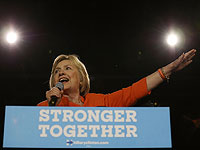 Опрос: разрыв между Клинтон и Трампом в трех ключевых штатах увеличился