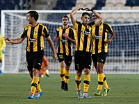 UEFA наказала