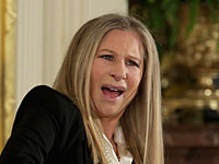 Барбра Стрейзанд пригрозила: если Трамп станет президентом, она покинет США