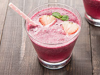 Употребление напитков из египетской клубники привело к массовому заражению гепатитом в США