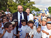 Авигдор Либерман отменил решение о закрытии военного интерната в Хайфе