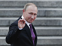 Учащиеся британского колледжа Итон встретились с Путиным: президент доволен встречей  
