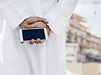 Власти Кувейта советуют гражданам очистить смартфоны перед полетом в США 