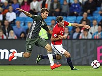 Чехи не смогли победить североирландцев. Немцы разгромили норвежцев