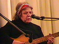 Умерла поэт и бард Новелла Матвеева