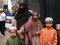 Жительница Бруклина напала на мусульманок и пыталаcь сорвать с них хиджабы
