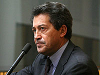 Глава комиссии по расследованию терактов в Париже призвал брать пример с Израиля
