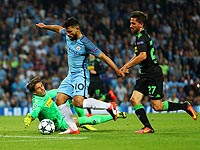 Агуэро забил три мяча. 