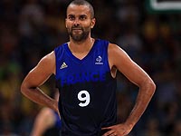 Тони Паркер сыграл в баскетбол на леднике на высоте почти 3500 метров