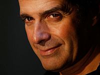 Знаменитый иллюзионист Дэвид Копперфилд отмечает 60-летний юбилей