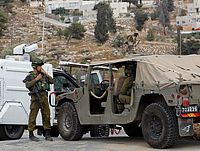 Третий теракт за день: террорист напал на военнослужащих в Хевроне