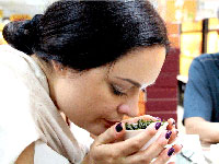 О полезных свойствах китайского чая и женьшеня. Рассказывает эксперт Юлия Павловская