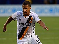 Бывшего футболиста