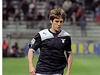 Грубейшая ошибка индийского вратаря: подарок бывшему форварду