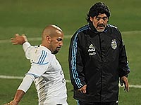 Во врем благотворительного матча Диего Марадона повздорил с Хуаном Себастьяном Вероном