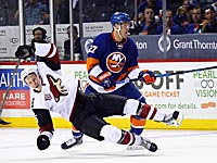 Бобровский остановил