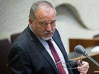 Авигдор Либерман дал интервью газете 
