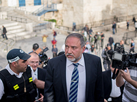 Либерман в интервью 