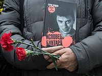 Анна Дурицкая, подруга Немцова, вызвана военным судом на допрос
