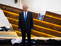 На кладбище 