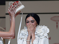 Корону Miss International 2016 получила филиппинка, спасающая детей