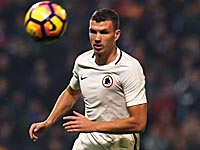 Пока Эдин Джеко участвовал в матче чемпионата Италии, грабители ворвались в его дом, где были жена и дети